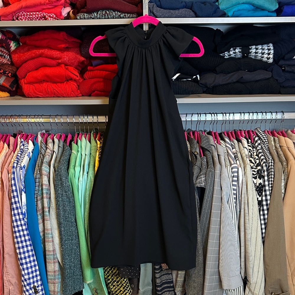 Victoria Beckham black sleeveless 2 pocket back button keyhole closure dress 2